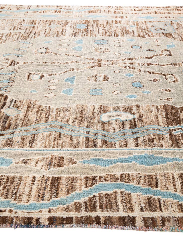 Detail image of 9' 5 x 11' 10  Hand Knotted Moroccan Wool Rug