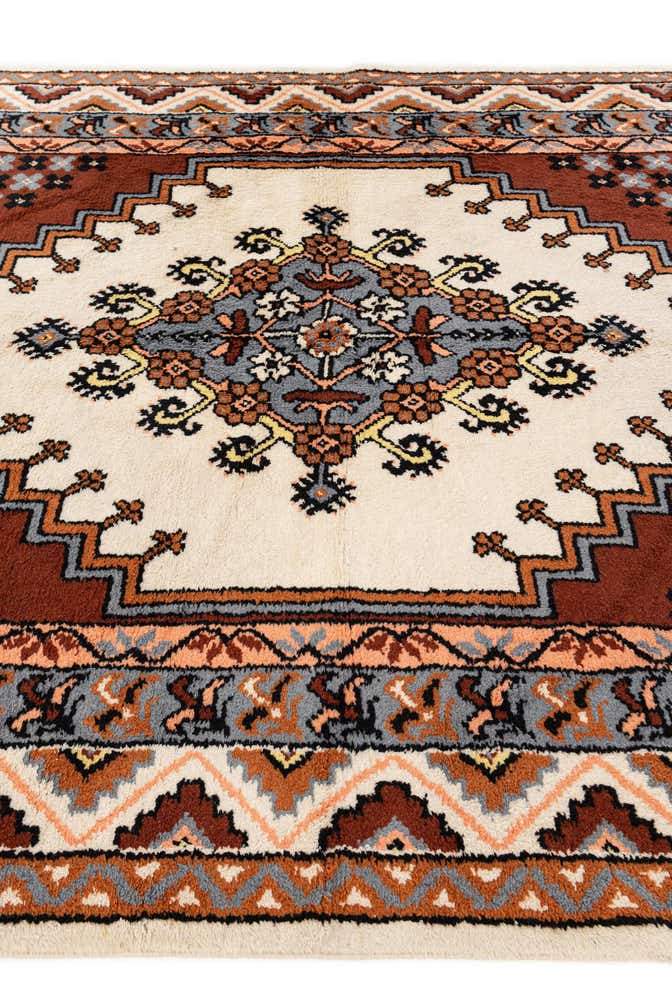 4' 11 x 8' Hand Knotted Moroccan Wool Rug