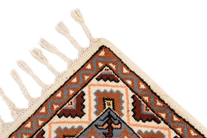 4' 11 x 8' Hand Knotted Moroccan Wool Rug