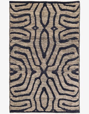 5' 7 x 8' 9 Hand Knotted Moroccan Wool Rug