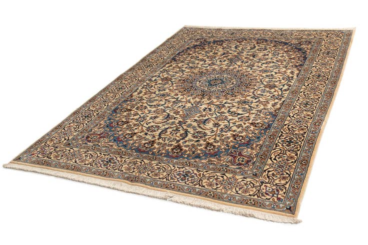 Detail image of 6' 9 x 9' 11 Nain Wool Rug