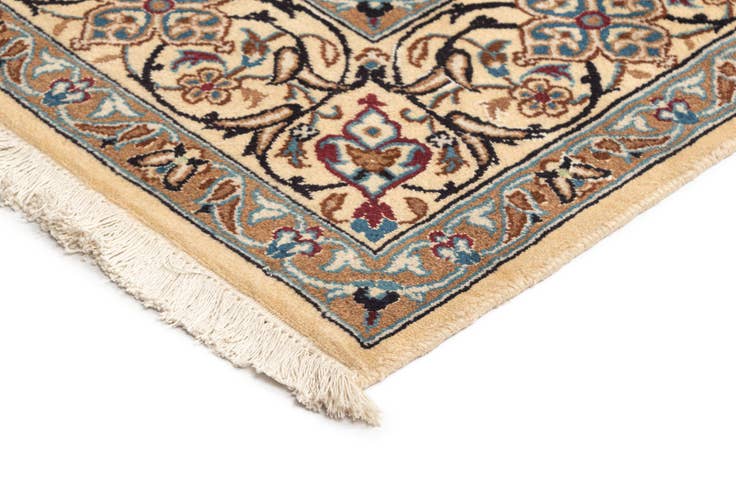 Detail image of 6' 9 x 9' 11 Nain Wool Rug