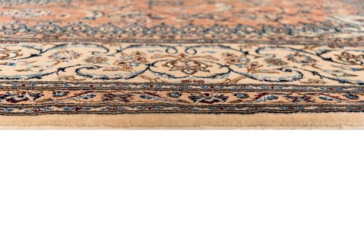 Detail image of 5' 2 x 9' 1 Nain Rug