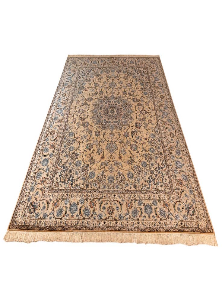 Detail image of 8' 9 x 11' 9 Nain Rug