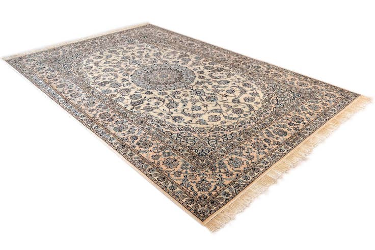 Detail image of 6' 11 x 10' 4 Nain Rug