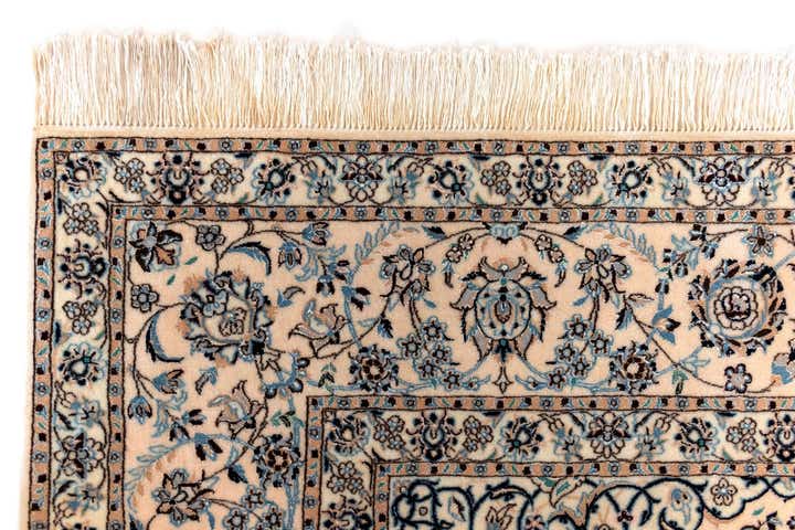 6' 11 x 10' 4 Nain Rug