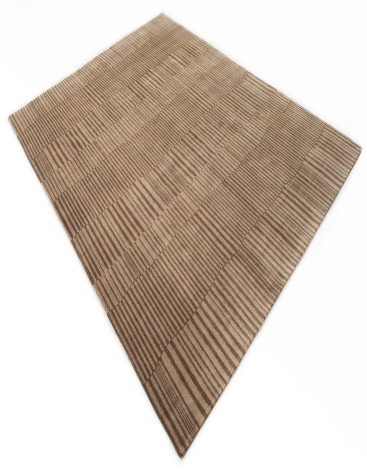 Detail image of 7' 7 x 9' 11  Hand Knotted Nemoh Wool Rug