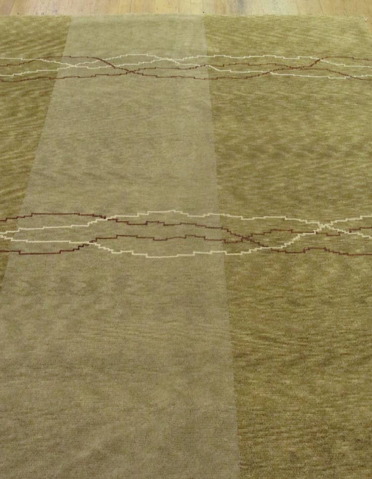 Detail image of 9' 1 x 12' 2 Hand Knotted Nepal Oriental Rug