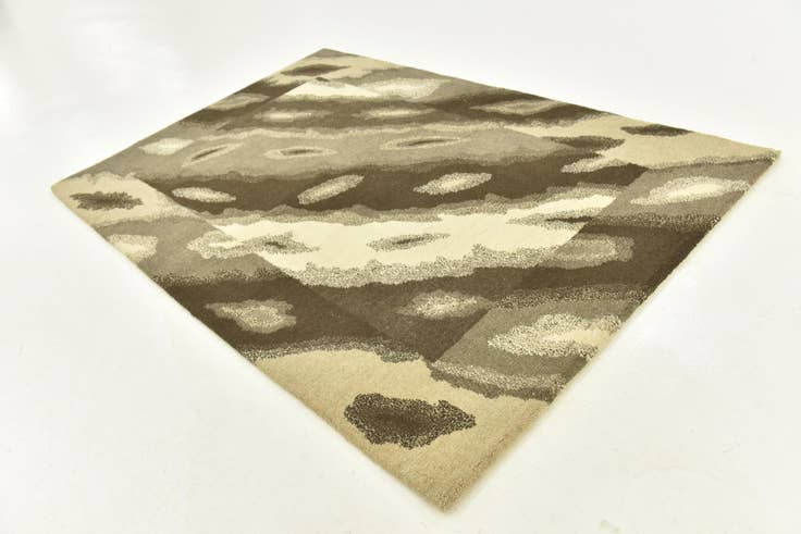 Detail image of 4' x 6' Hand Knotted Nepal Wool Rug