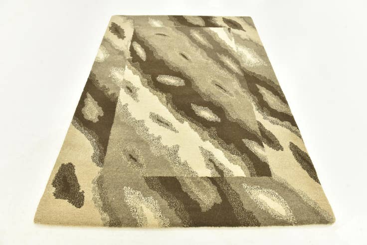 Detail image of 4' x 6' 1 Hand Knotted Nepal Wool Rug