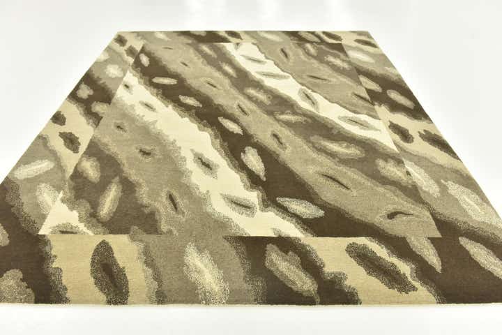 7' 7 x 9' Hand Knotted Nepal Wool Rug