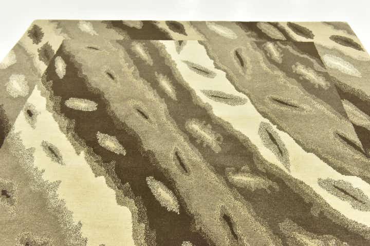 7' 7 x 9' Hand Knotted Nepal Wool Rug