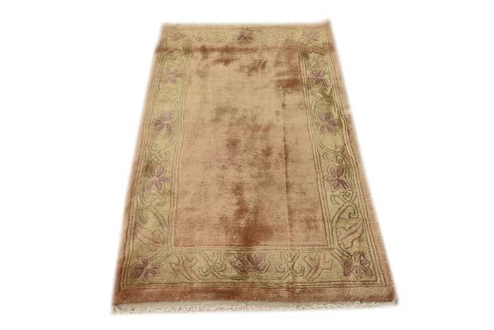 2' 5 x 4' 6 Hand Knotted Nepal Wool Rug