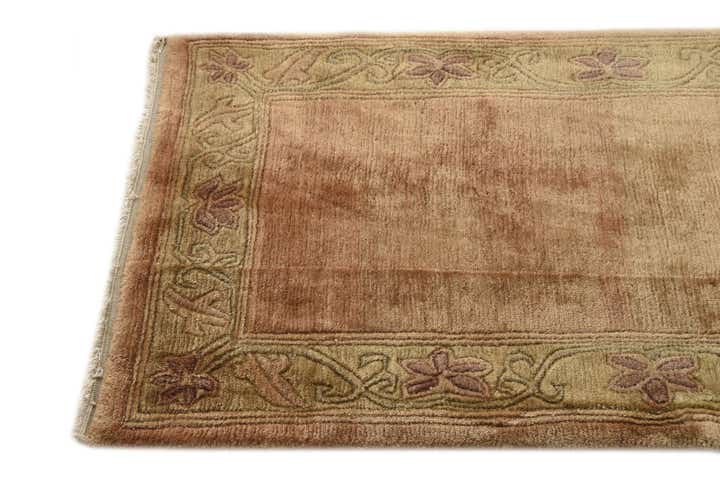 2' 5 x 4' 6 Hand Knotted Nepal Wool Rug