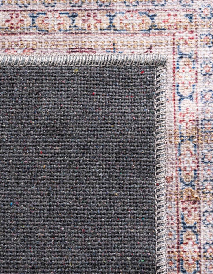 Detail image of 3' 3 x 5' 3 Nostalgia Rug