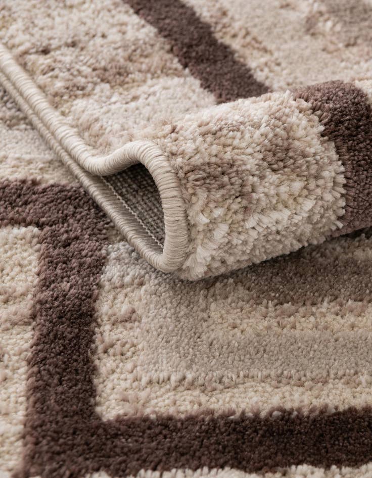 Detail image of 9' x 12' Oasis Rug