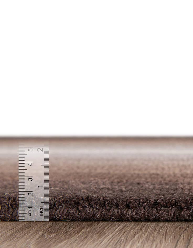 Detail image of 5' 1 x 8' Ombre Wool Rug