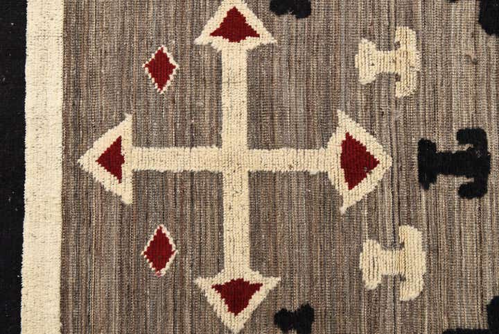 8' x 10' 4 Hand Knotted Oushak Wool Rug
