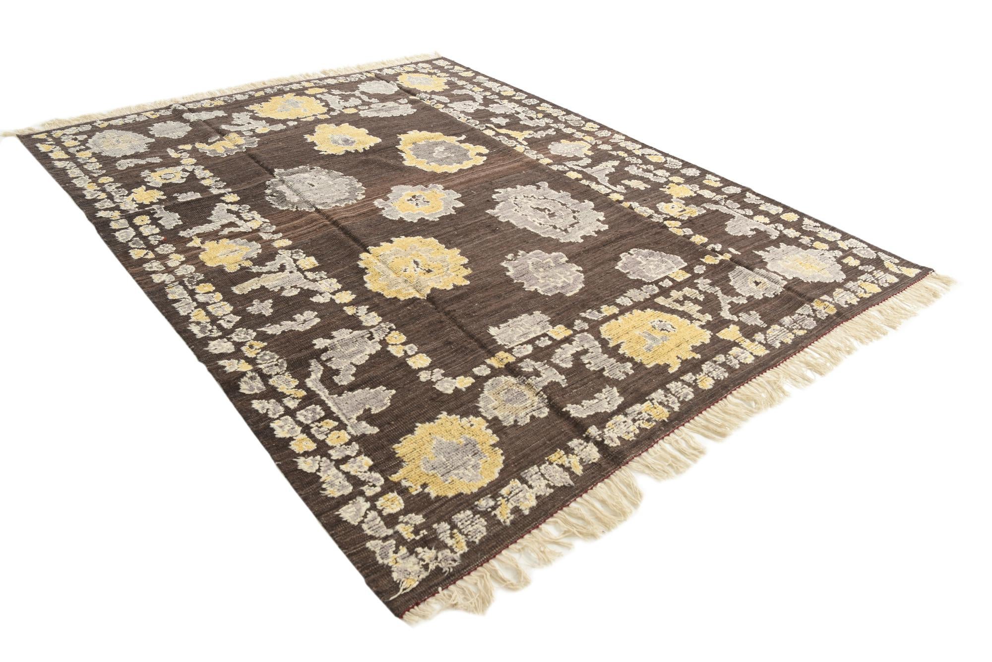 8' 1 x 10' 4 Hand Knotted Oushak Wool Rug