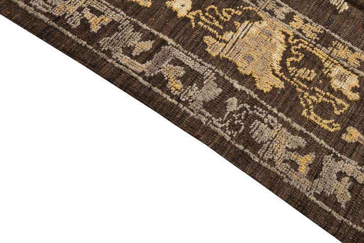 8' 8 x 10' 2 Hand Knotted Oushak Wool Rug