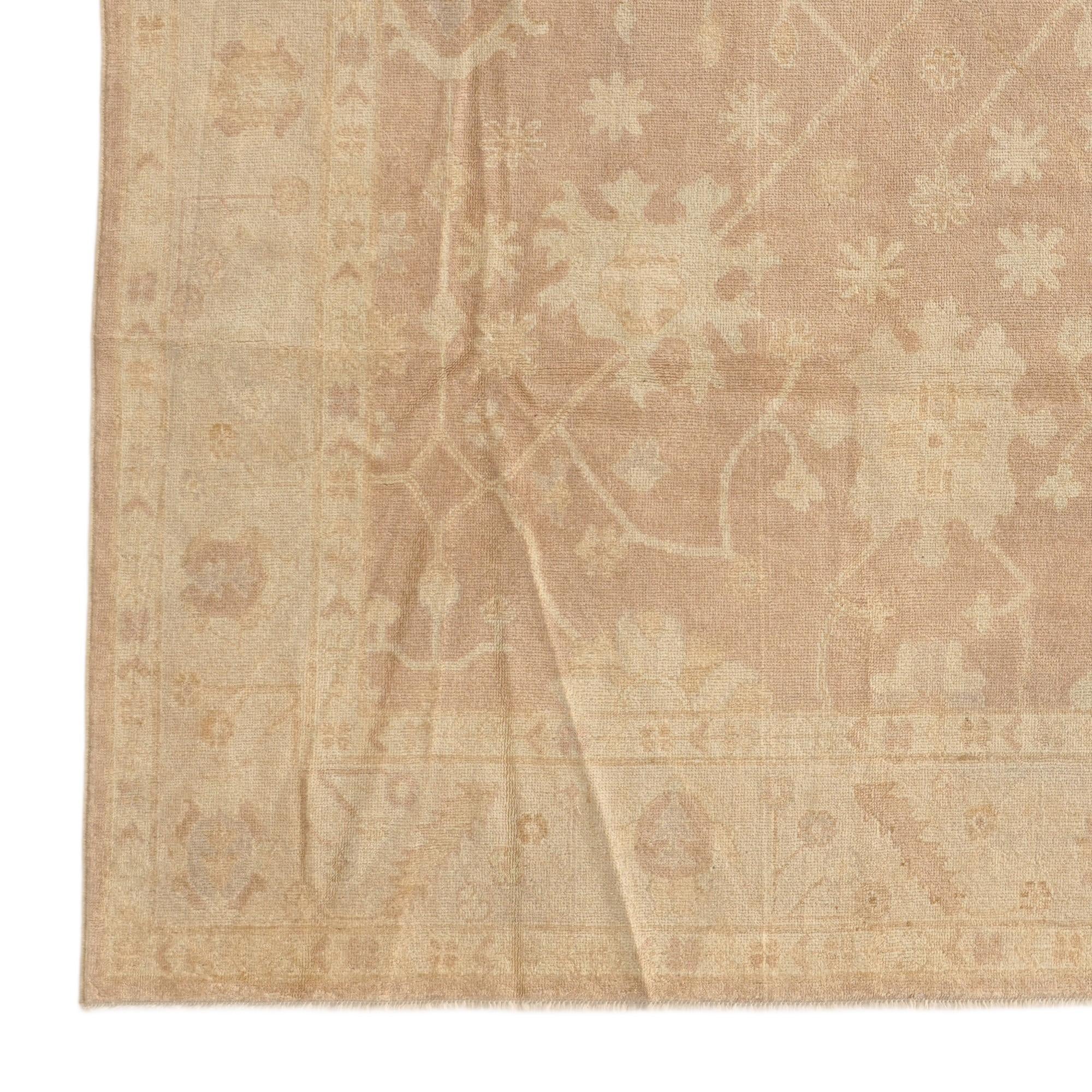 8' x 9' 10 Hand Knotted Oushak Wool Rug