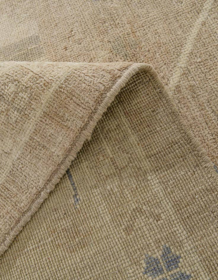 Detail image of 10' x 13' 7 Hand Knotted Oushak Wool Rug