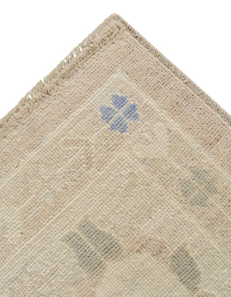 Detail image of 10' x 13' 7  Hand Knotted Oushak Wool Rug