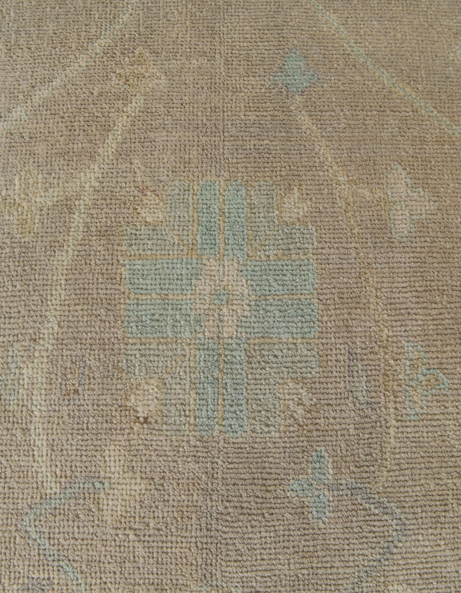 8' 8 x 12' Hand Knotted Oushak Wool Rug