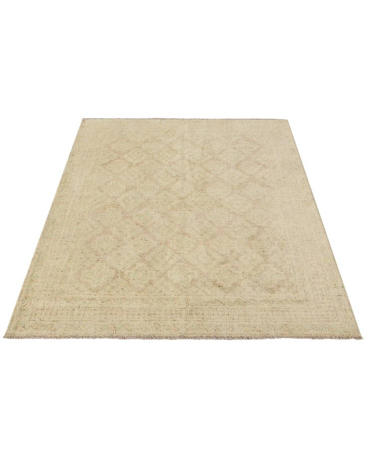 Detail image of 3' 11 x 5' 10 Hand Knotted Oushak Wool Rug