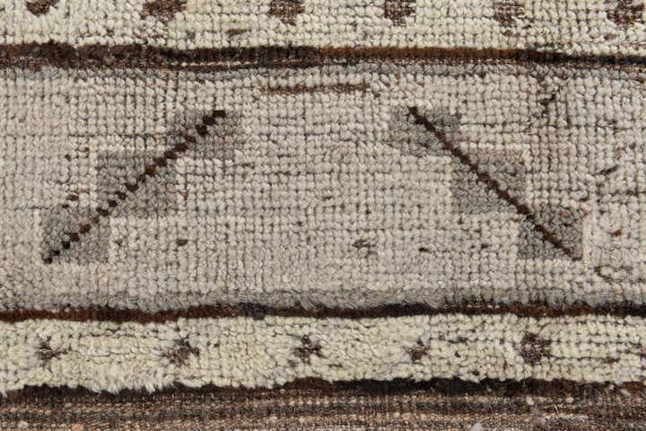 8' 5 x 10' 7 Hand Knotted Oushak Wool Rug