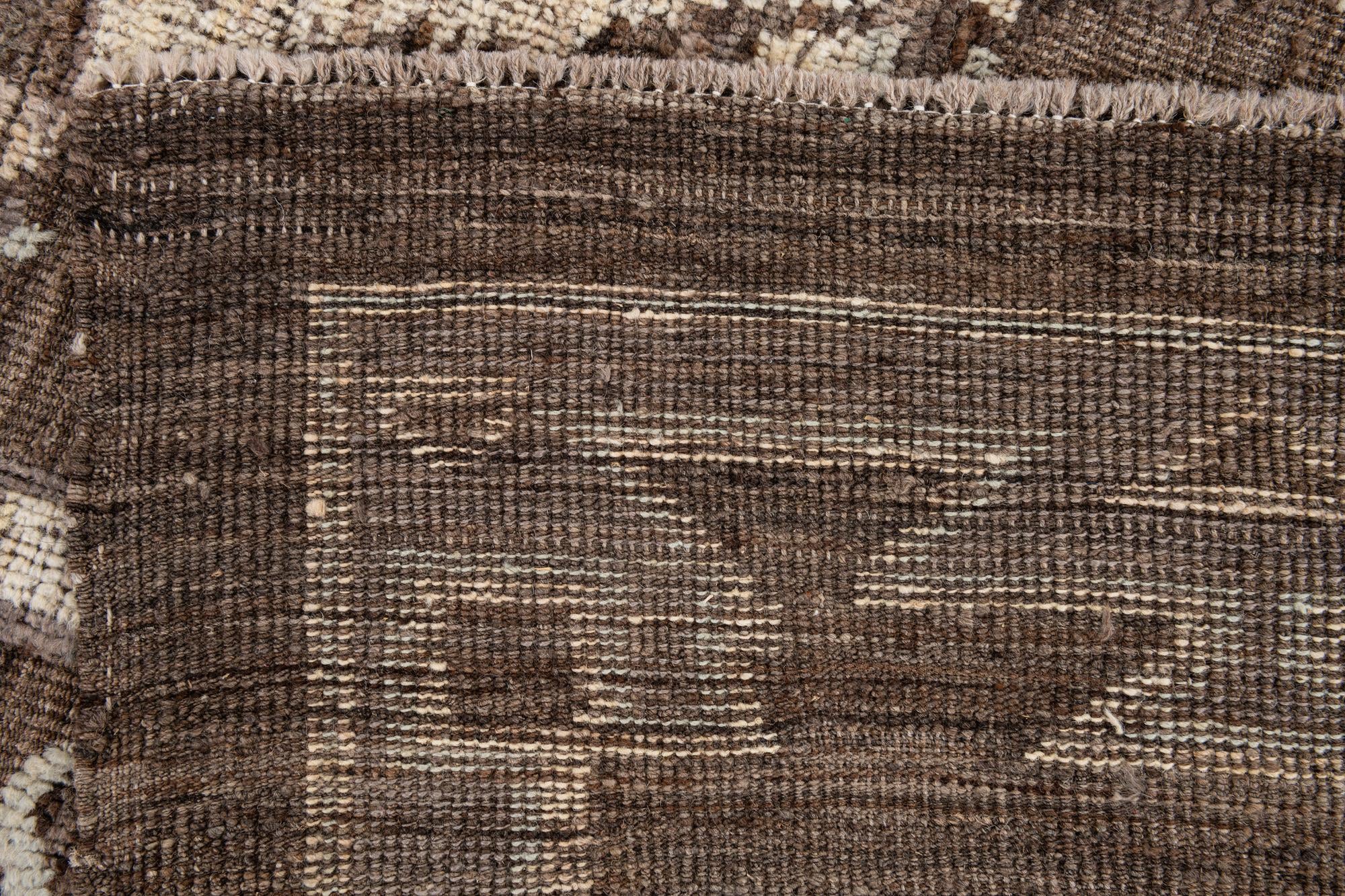 9' 2 x 11' 1 Hand Knotted Oushak Wool Rug