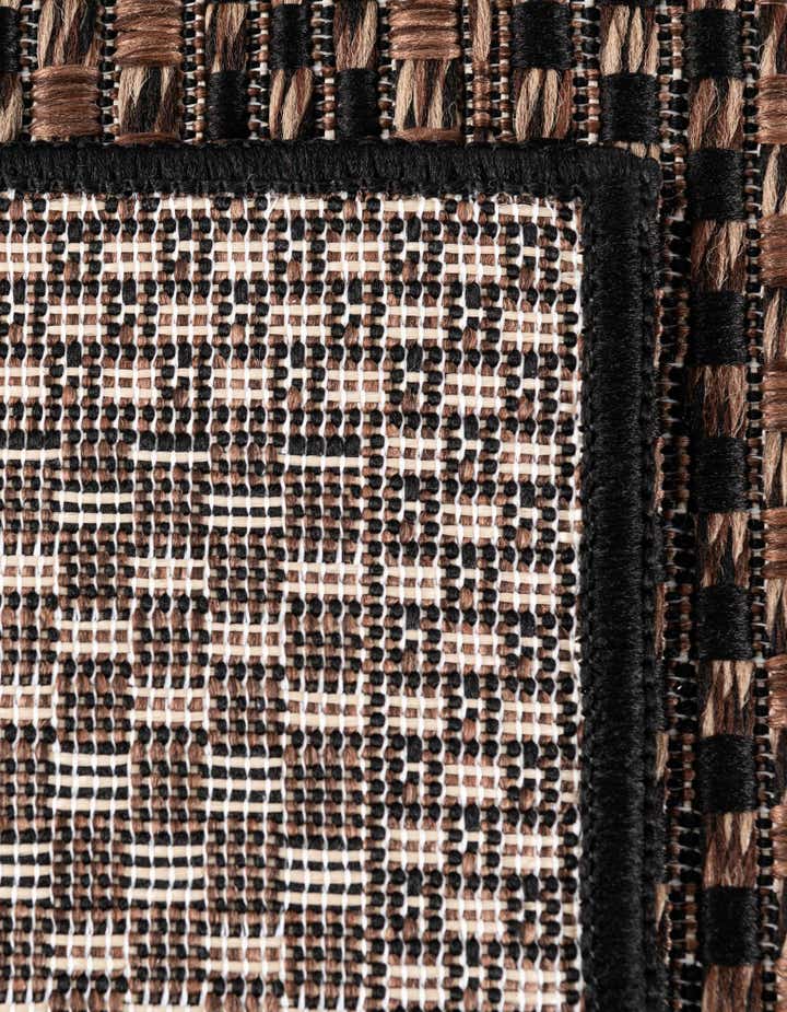 9' x 12' 2 Easy-Clean Border Indoor / Outdoor Rug