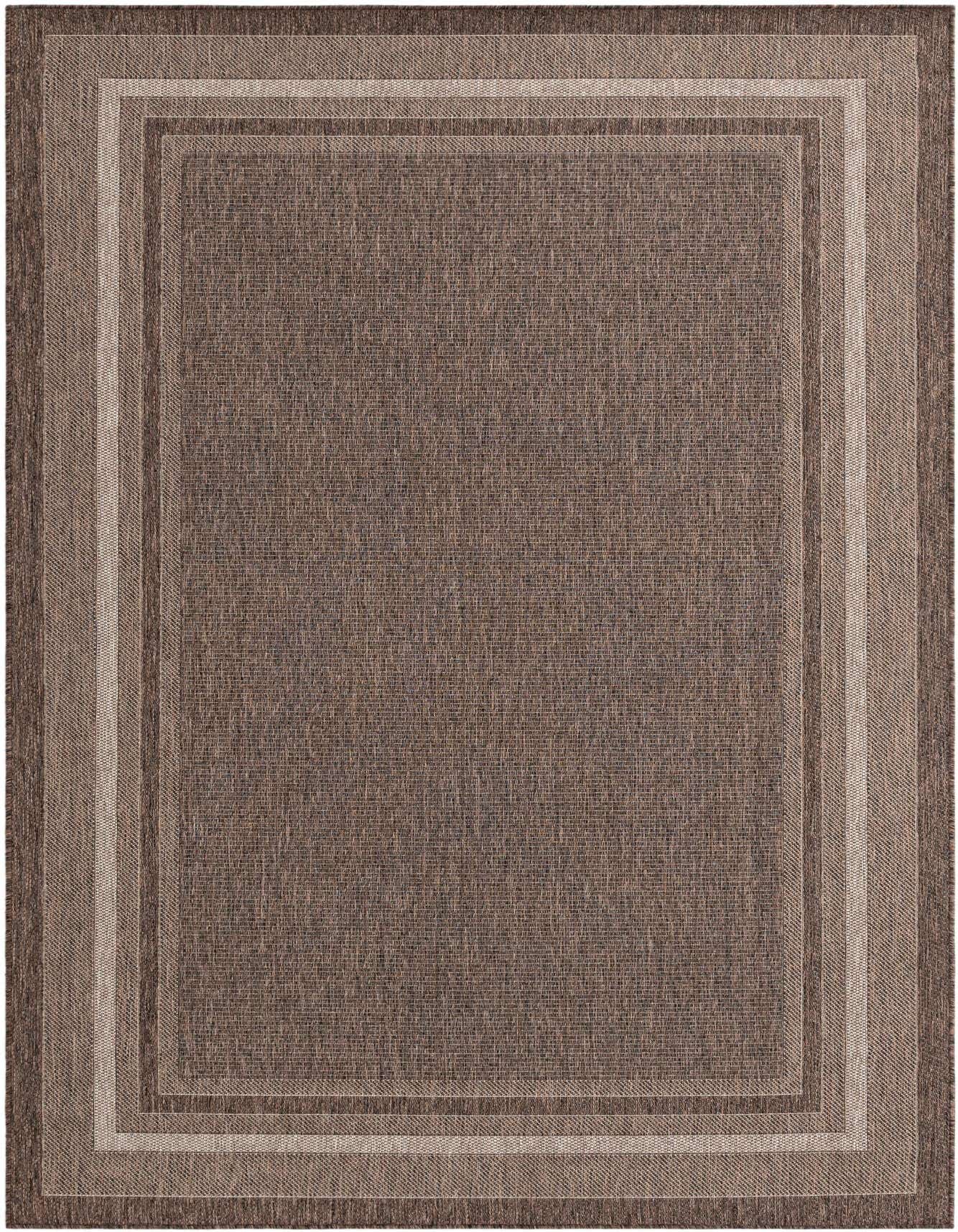 6' x 9' Easy-Clean Border Indoor / Outdoor Rug