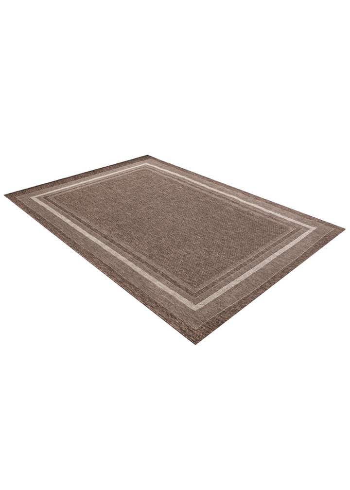 6' x 9' Easy-Clean Border Indoor / Outdoor Rug