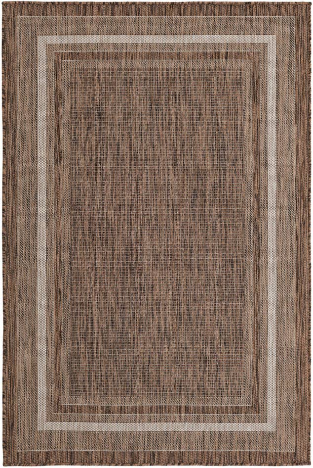 Detail image of 4' x 6' Easy-Clean Border Indoor / Outdoor Rug