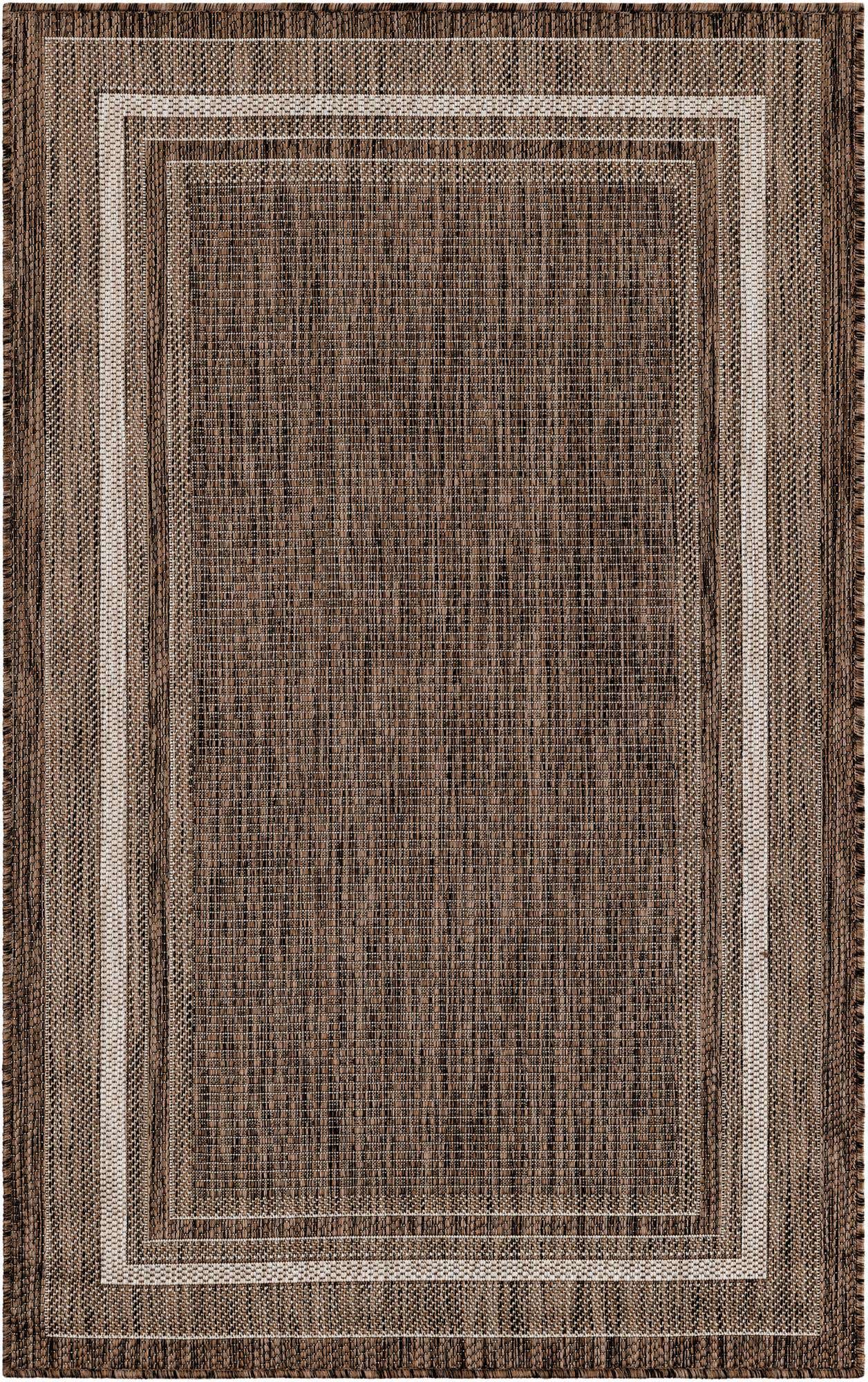 3' 1 x 5' 3 Easy-Clean Border Indoor / Outdoor Rug