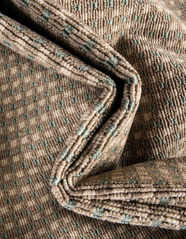 9' x 12' Easy-Clean Border Indoor / Outdoor Rug