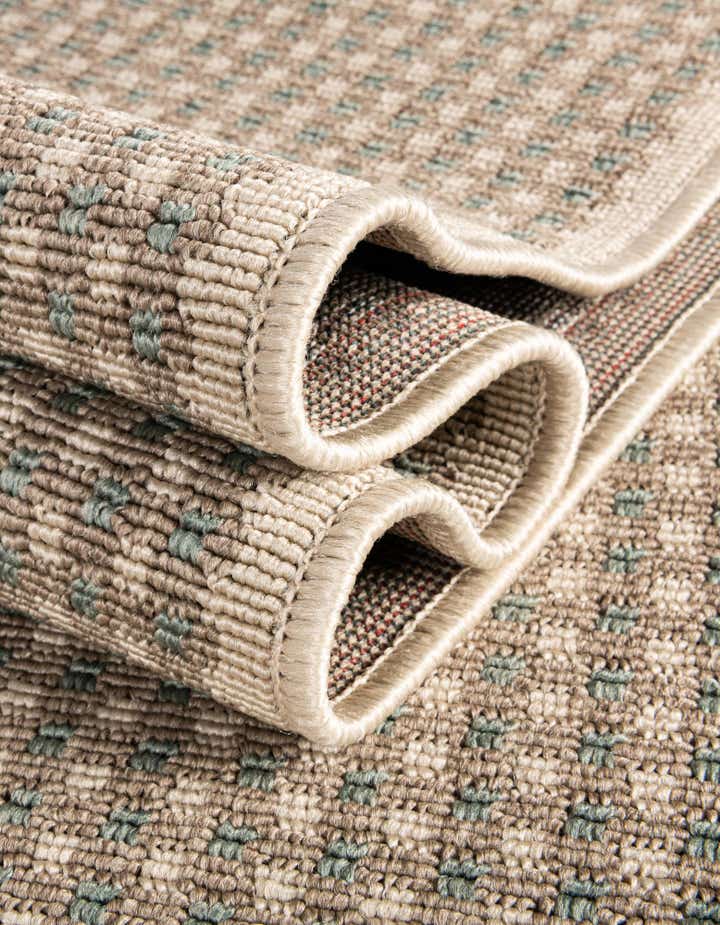 9' x 12' Easy-Clean Border Indoor / Outdoor Rug