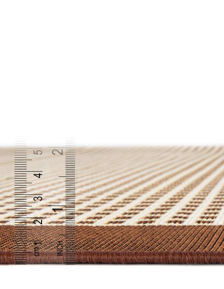 Detail image of 5' x 7' Easy-Clean Border Indoor / Outdoor Rug