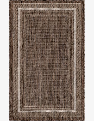 3' 1 x 5' 3 Easy-Clean Border Indoor / Outdoor Rug
