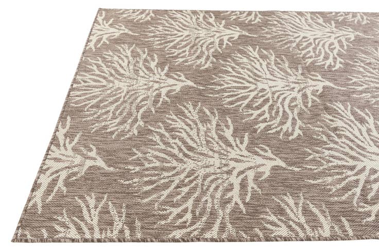 Detail image of 5' 3 x 7' 8 Easy-Clean Botanical Indoor / Outdoor Rug