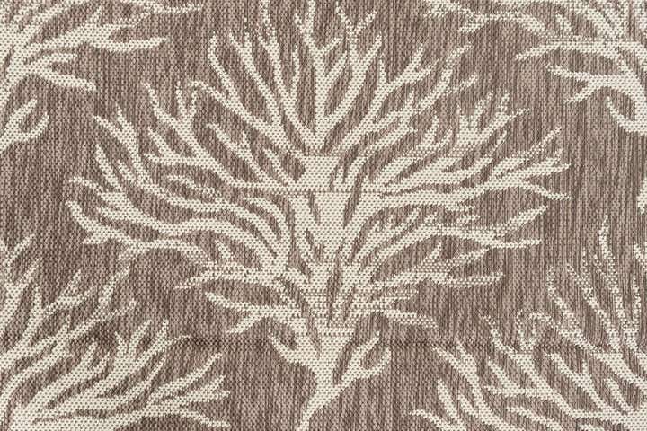 5' 3 x 7' 8 Easy-Clean Botanical Indoor / Outdoor Rug