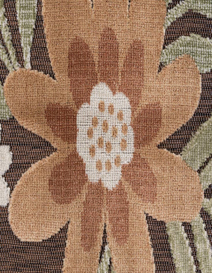 Detail image of 5' 3 x 7' 7  Washable Botanical Indoor / Outdoor Rug