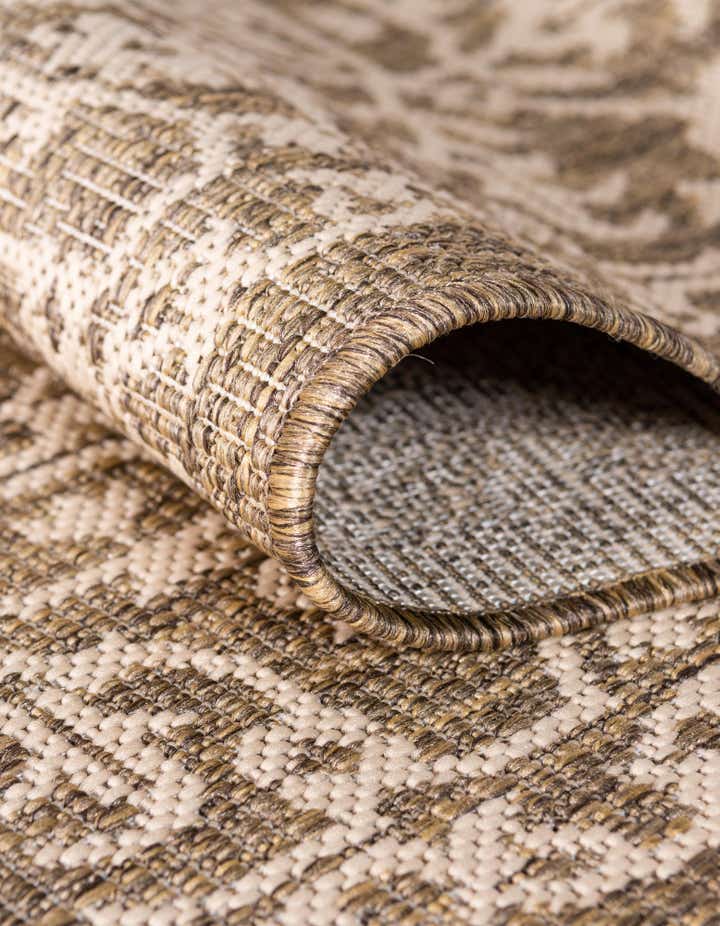 6' x 9' Easy-Clean Botanical Indoor / Outdoor Rug