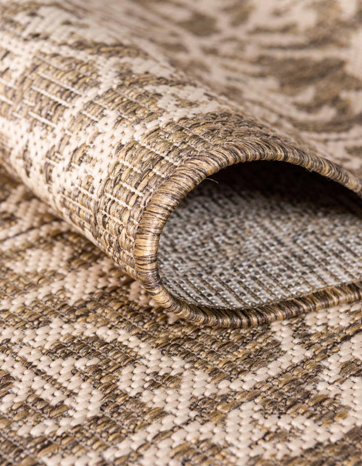 Detail image of 6' x 9' Easy-Clean Botanical Indoor / Outdoor Rug