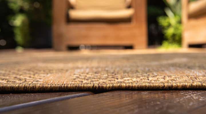 9' x 12' Easy-Clean Botanical Indoor / Outdoor Rug