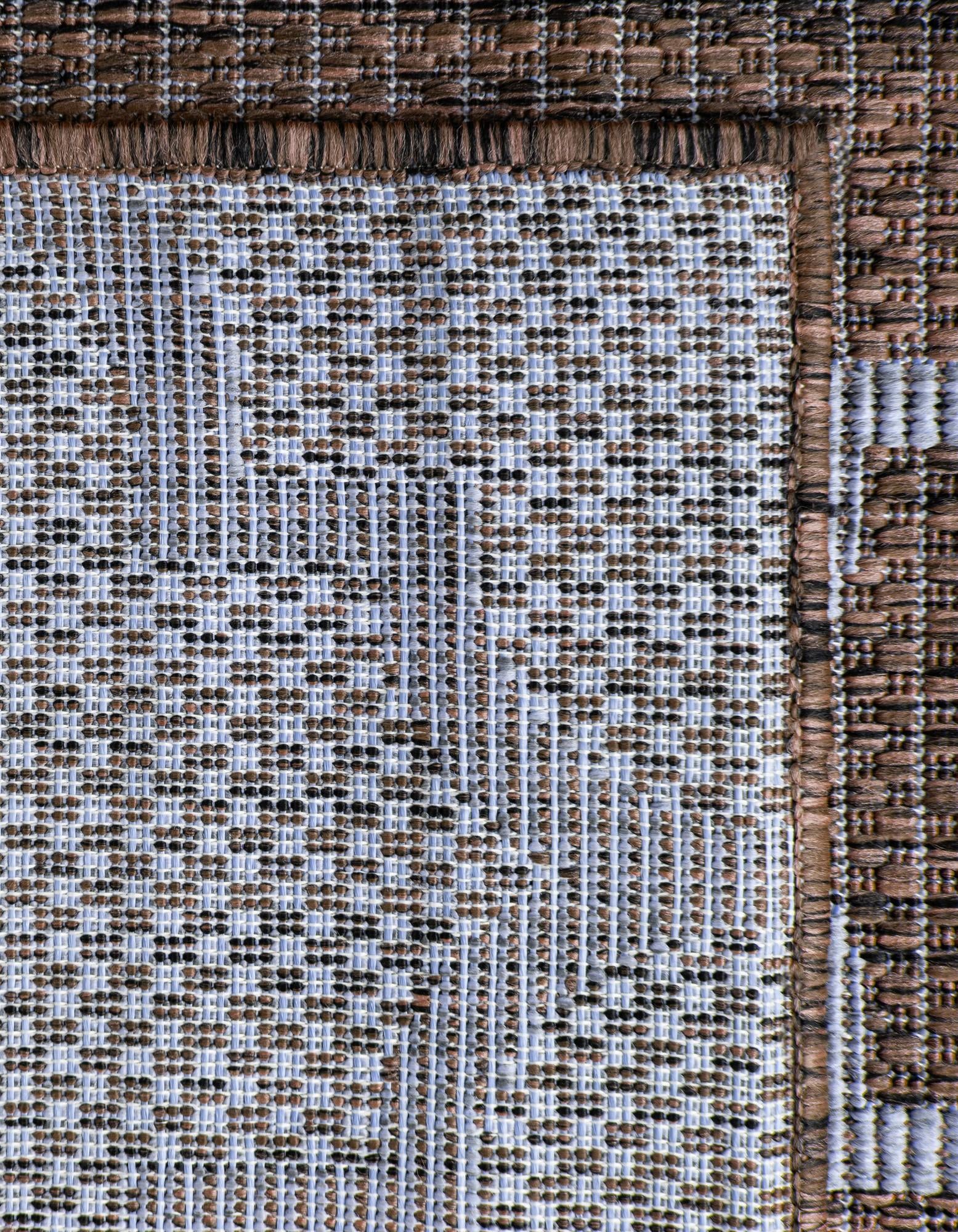 4' x 6' Easy-Clean Lattice Indoor / Outdoor Rug