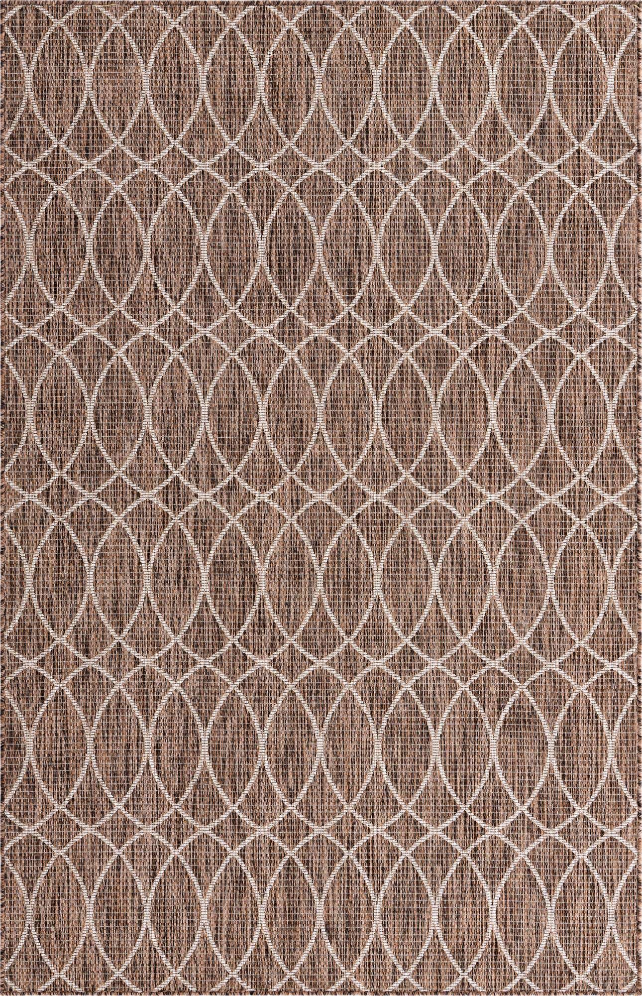 5' 3 x 8' Easy-Clean Lattice Indoor / Outdoor Rug