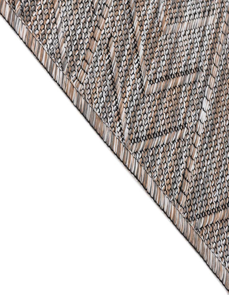 Detail image of 5' 3 x 8' Easy-Clean Modern Indoor / Outdoor Rug