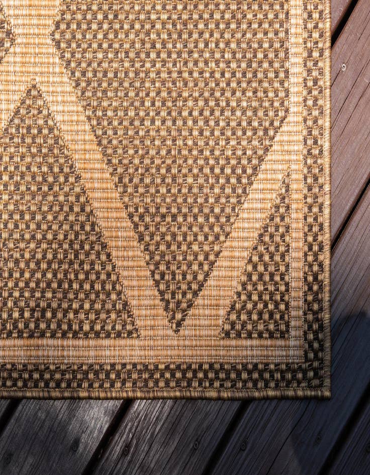 Detail image of 6' x 9'  Washable Trellis Indoor / Outdoor Rug